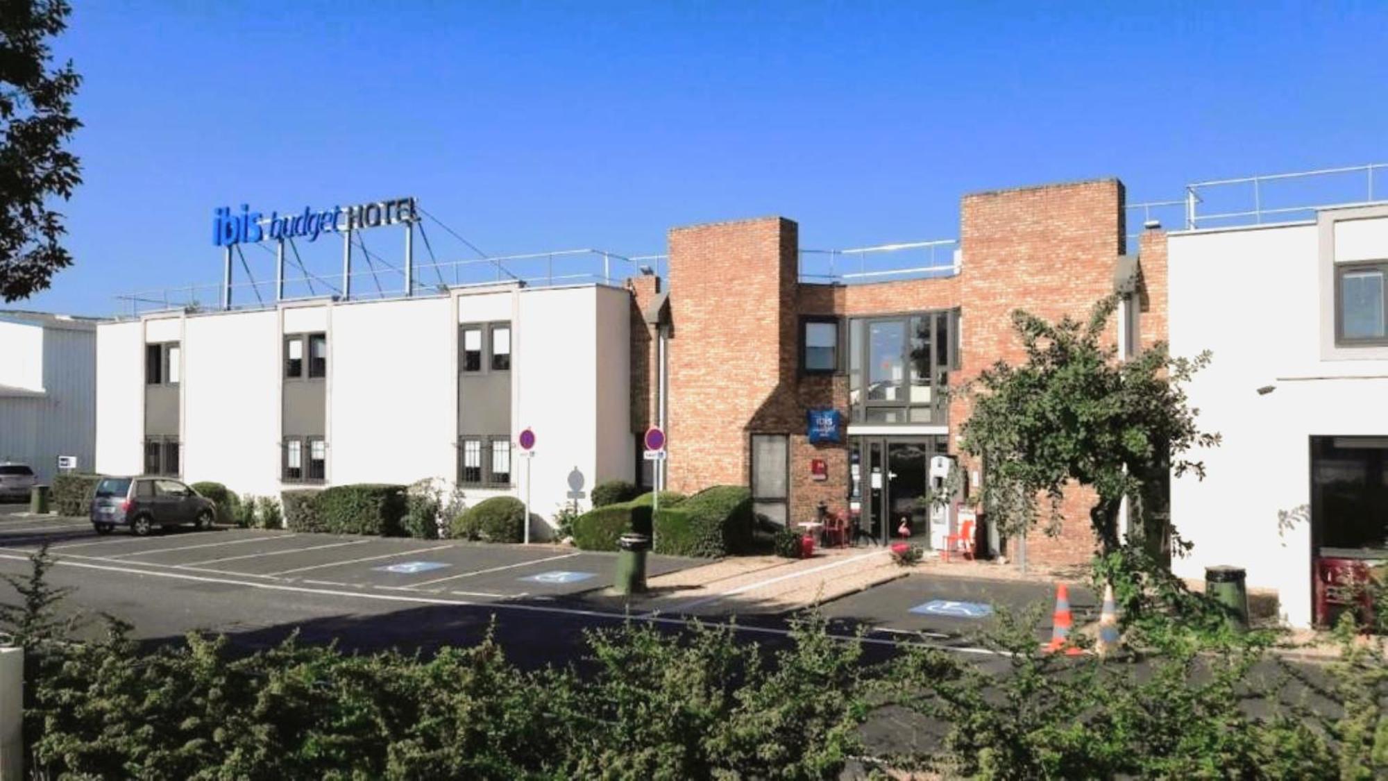 Ibis Budget Ferrand - Le Brezet - Aeroport 2*