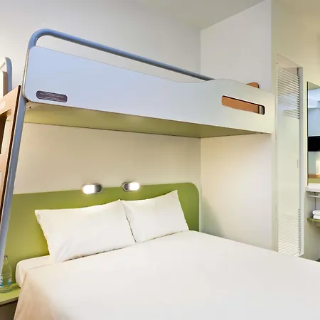 Hotel Ibis Budget Ferrand - Le Brezet - Aeroport