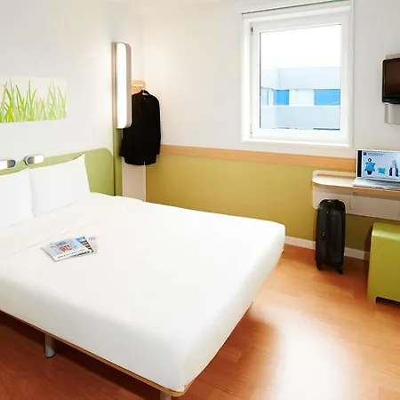 Ibis Budget Ferrand - Le Brezet - Aeroport Hotel