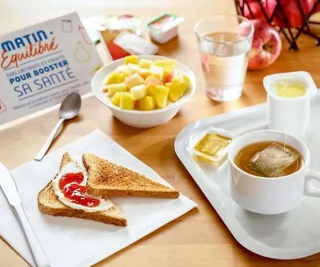 Ibis Budget Ferrand - Le Brezet - Aeroport Hotel 2*