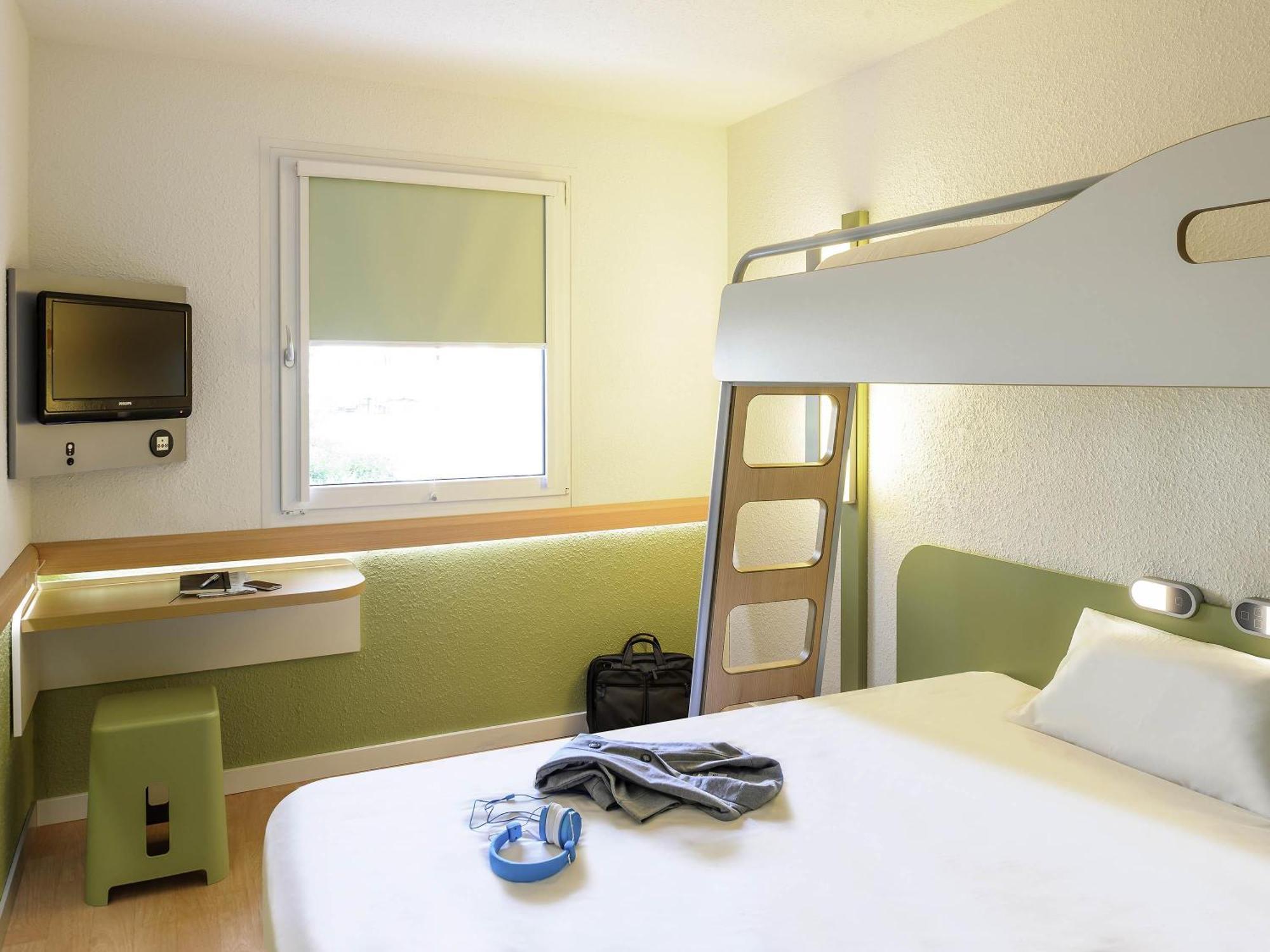 Ibis Budget Ferrand - Le Brezet - Aeroport Hotel 2*